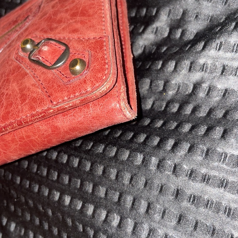 ❤️❤️SOLD❤️❤️BALENCIAGA LONG WALLET - Picture 6 of 6